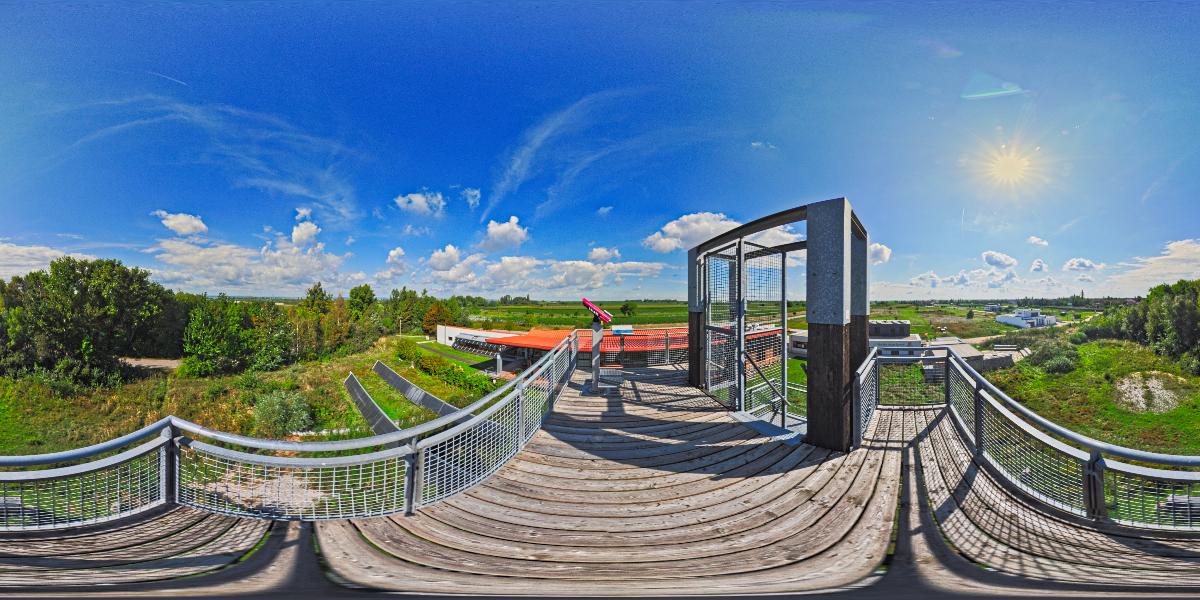 Aussichtsturm in der Hölle bei Illmitz (Foto: © Werner Pietschmann)