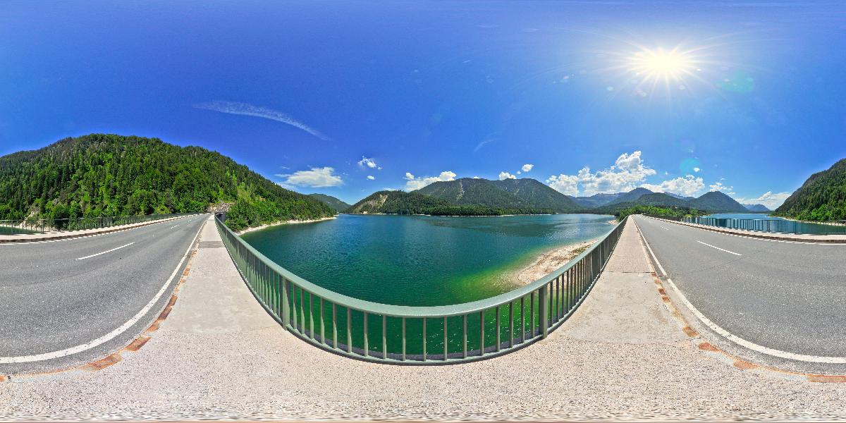 Faller-Klamm-Brücke bei Lenggries (Foto: © Werner Pietschmann)