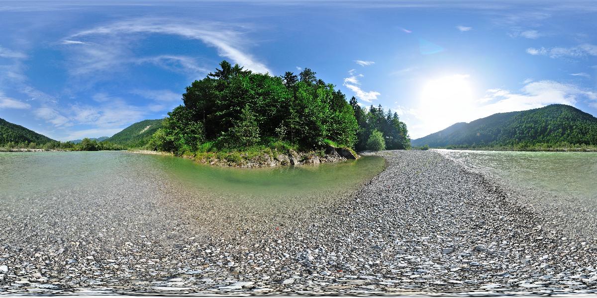 Isar bei Lenggries (Foto: © Werner Pietschmann)