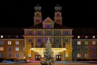 Langzeitbelichtung bei Nacht vom Münchenstift